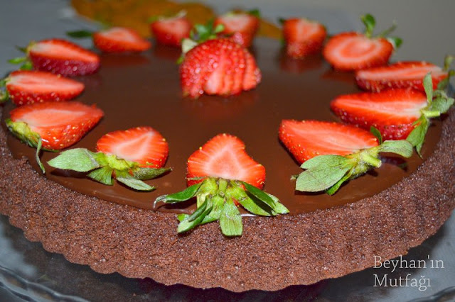 Çikolatalı Tart Kek