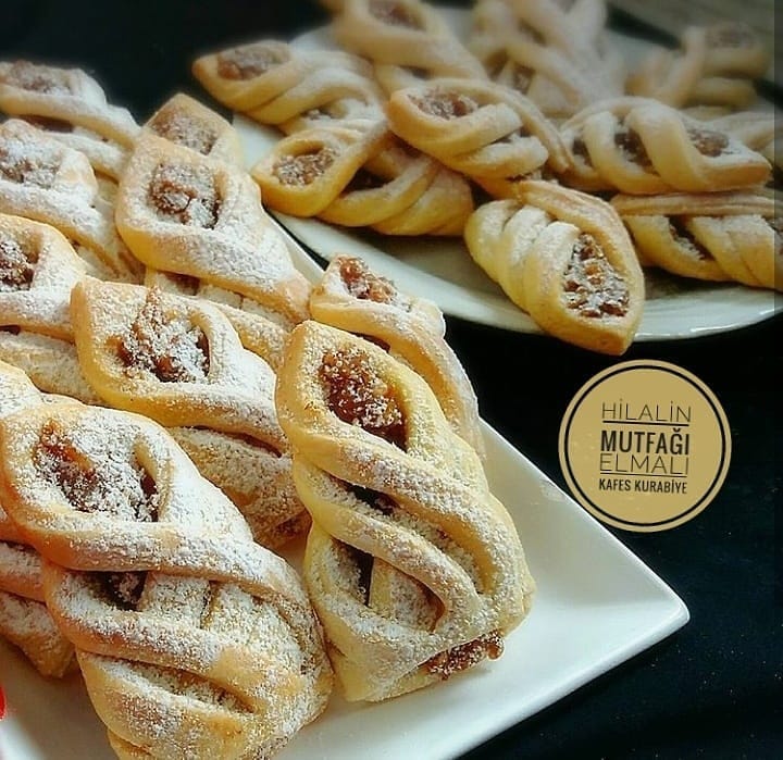 Kafesli Elmalı Kurabiye Tarifi