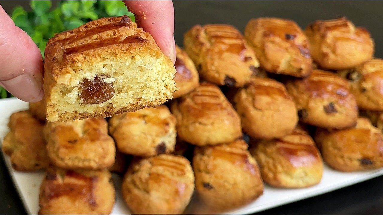 Denenme Rekorları Kıran Pastane Usulu Kuru Üzümlü Kurabiye