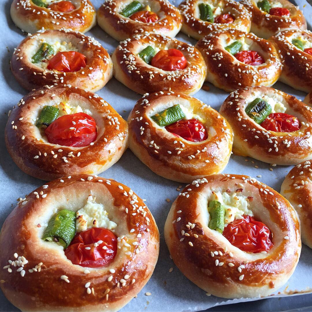 Tek Hamurdan 4 Farklı Çeşit Poğaça Açma