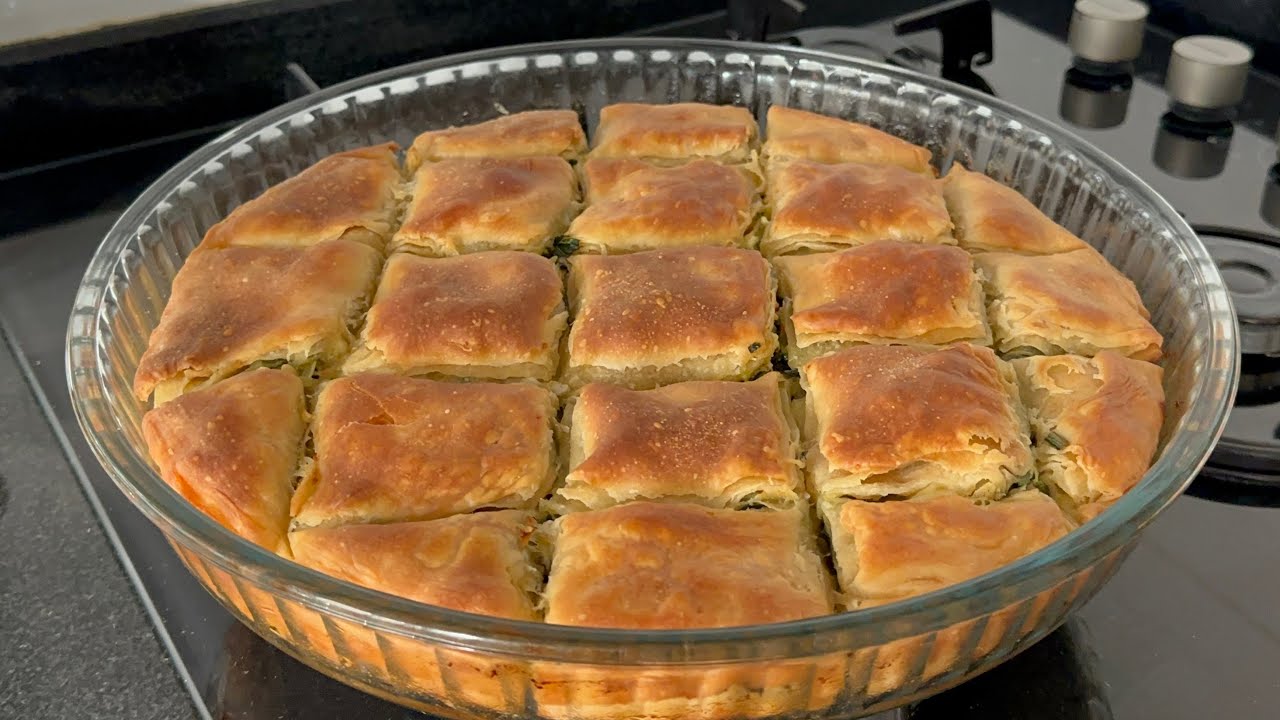 El Açması Ispanaklı Börek Tarifi