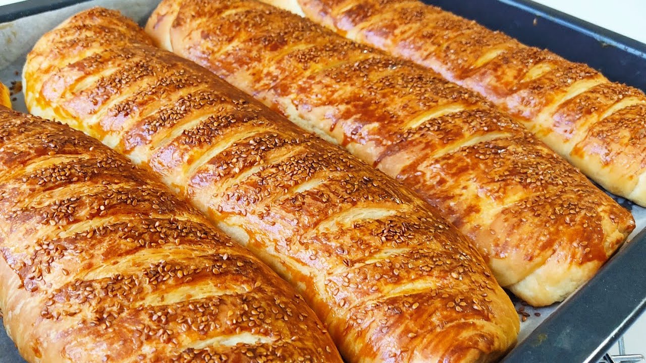 Kolaylığından Ödün Vermeyen Katmer Poğaça Tarifi