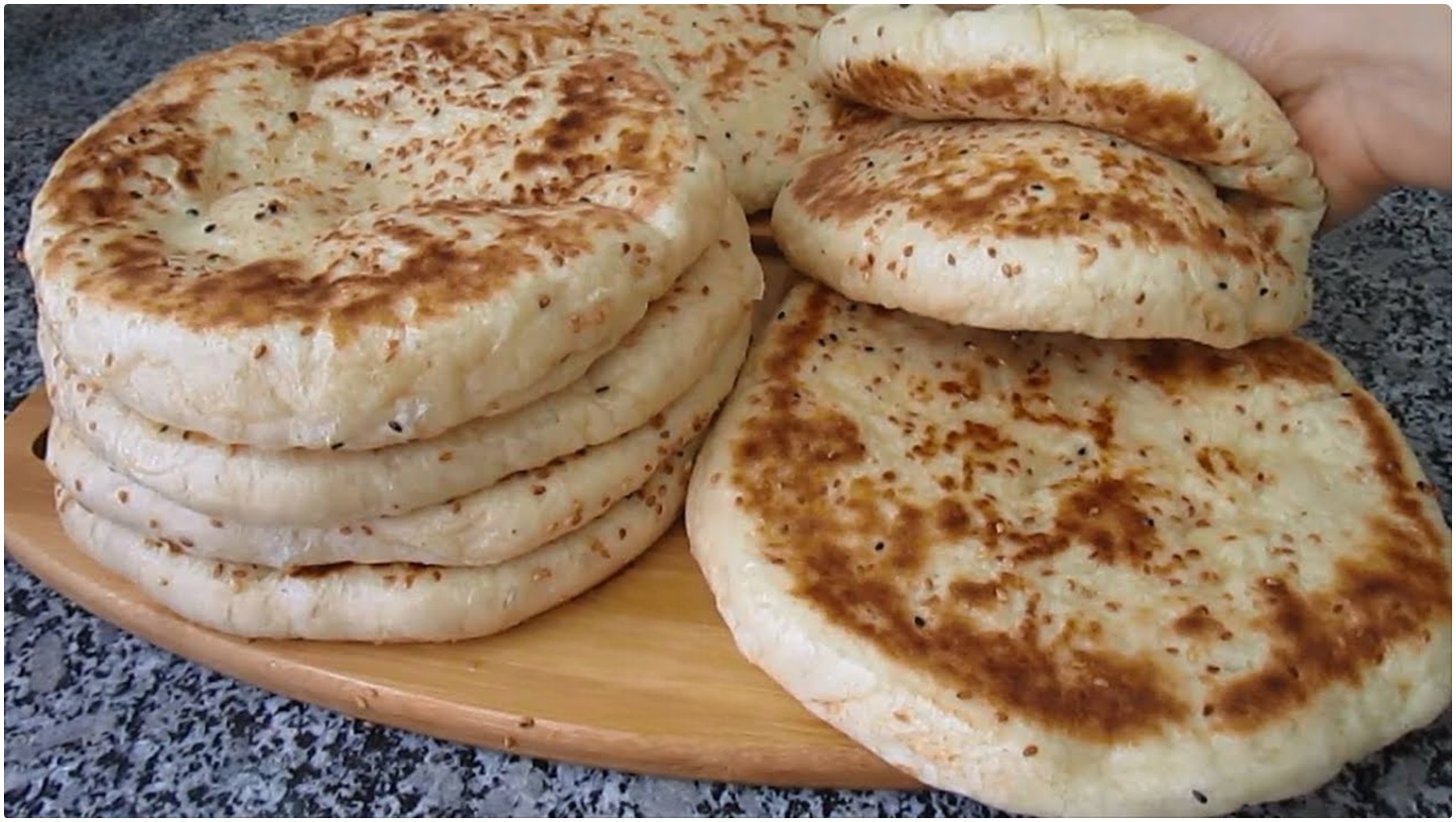 Yumuşacık Susamlı Bazlama Tarifi