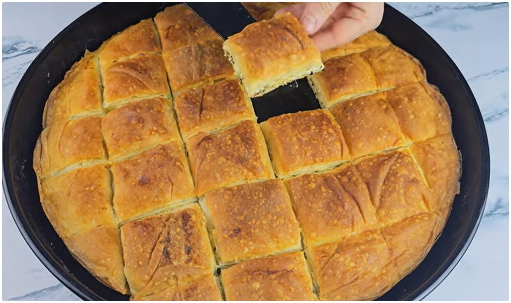 EL Açması Peynirli Börek Tarifi