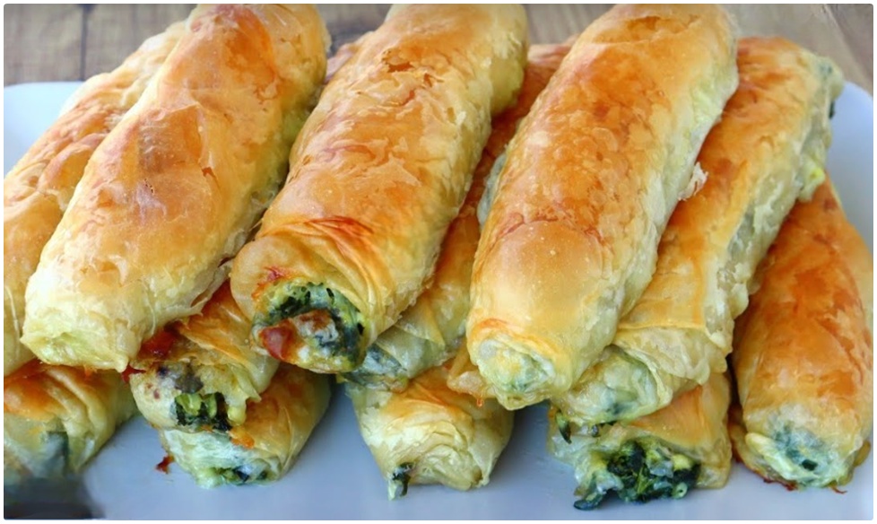 Sadece Un Su Yağ Ispanak Ve Peynir