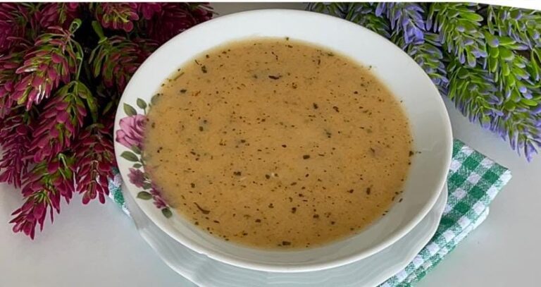 İki Gündür Aynı Çorbayı Yapıyorum Ev Halkı Bu Çorbaya Bayıldı