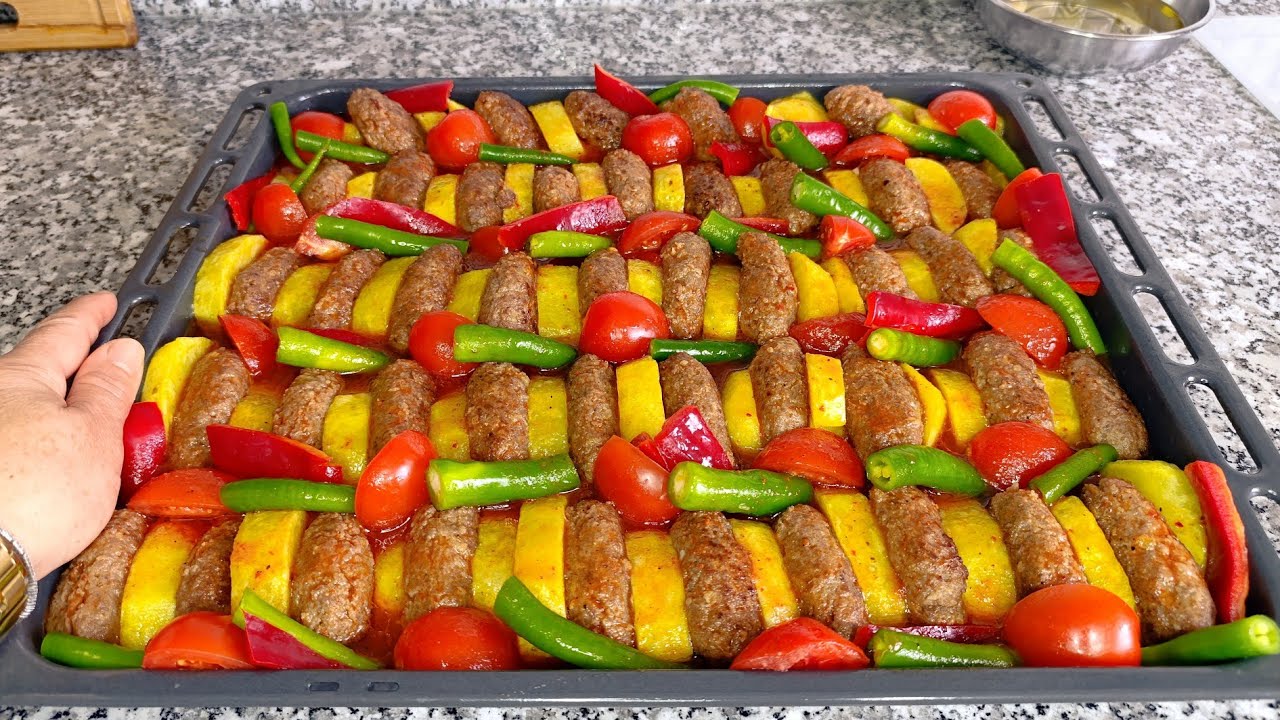 İzmir Köftesi Tarifi Nasıl Yapılır