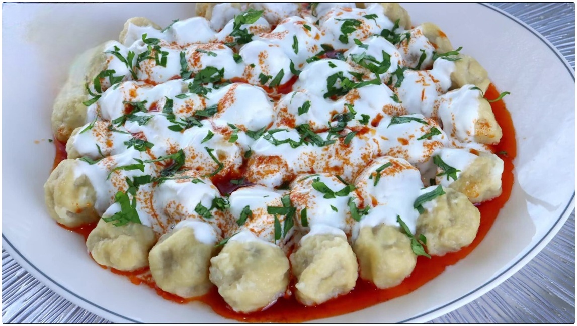 Hamur Açmadan Yoğurmadan Pratik Rus Mantısı Tarifi