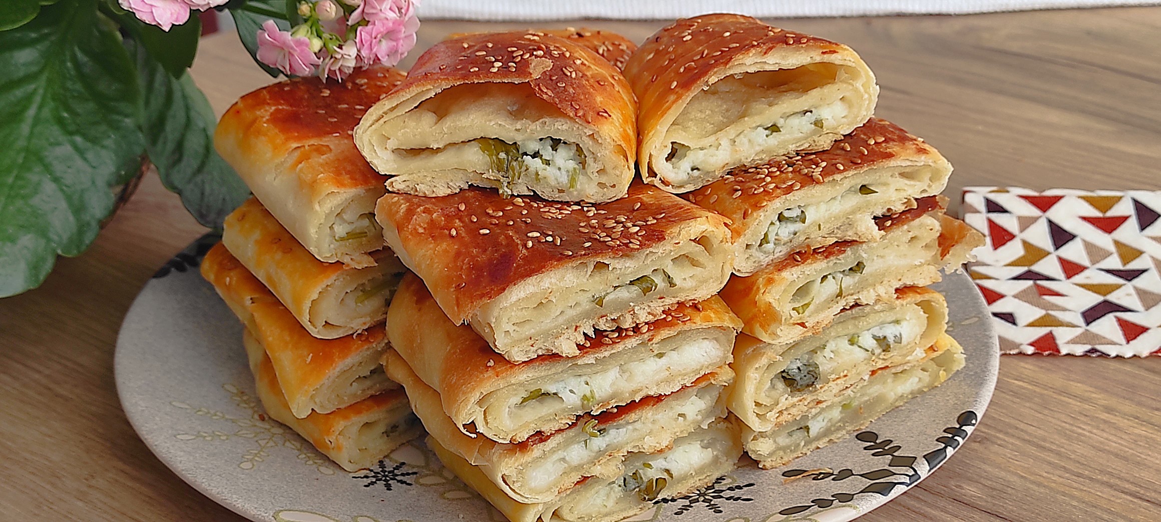 Bir Şişe Maden Suyu İle Milföy Tadında Börek