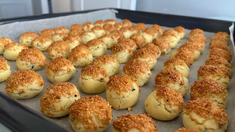 Sirkeli Susamlı Ağızda Dağılan Pastane Tuzlusu