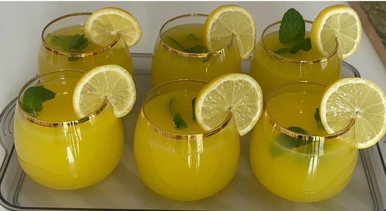 1 Limon 2 Portakal İle Limonata