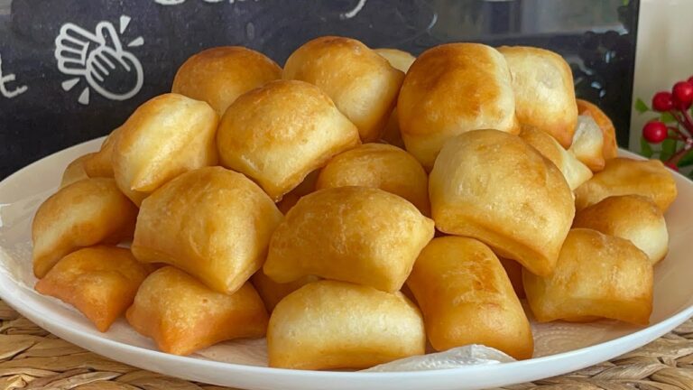 Asla Yağ Çekmeyen Puf Puf Kabaran Mayasız Pişi Tarifi