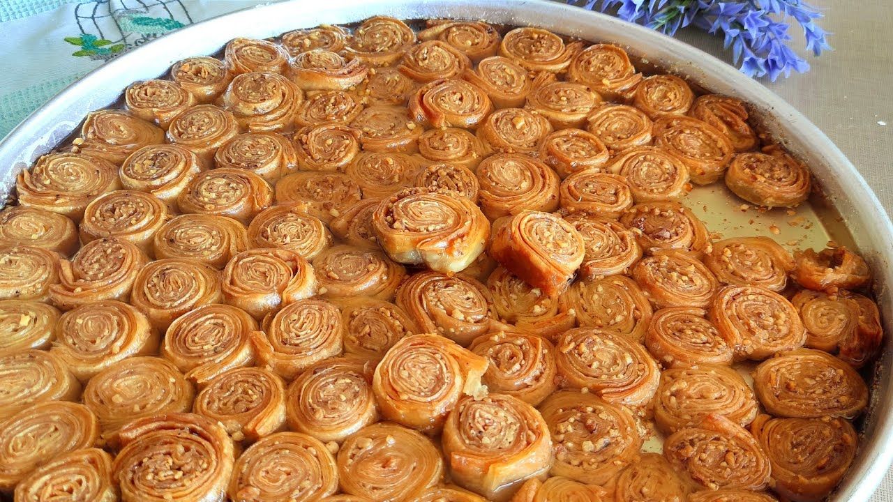 Hayatımda Yediğim En Güzel Tatlı Merdaneyle Açtım Kestim