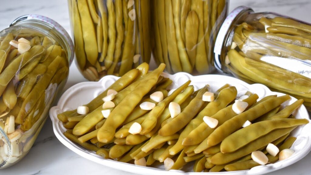 Her Sene Bu Şekilde Yaparım Fasulye Turşusu