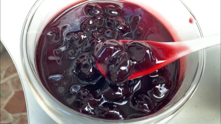 Kararmadan Dağılmadan Tam Ölçülü Vişne Reçeli