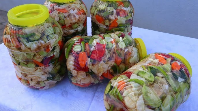 Çok Pratik Karışık Tam Ölçülü Turşu Tarifi