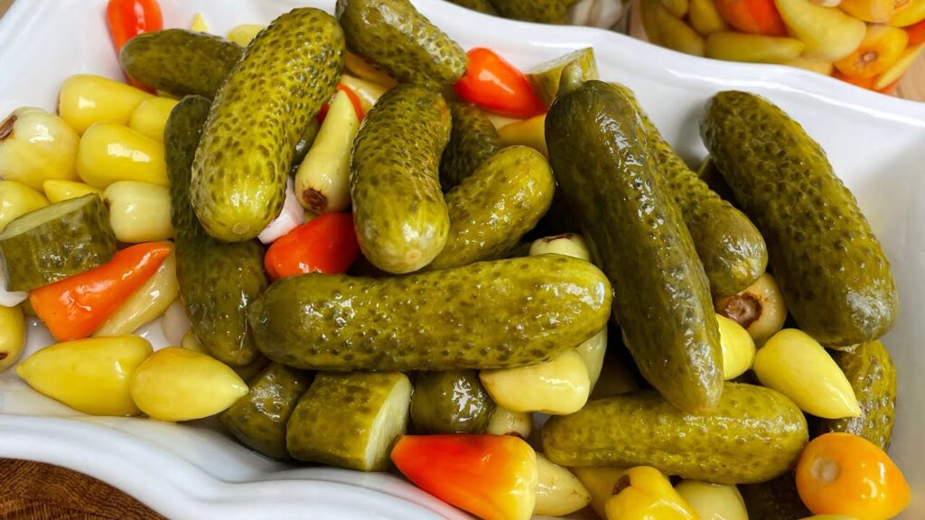 Tam Ölçülü Kütür Kütür Turşu Tarifi