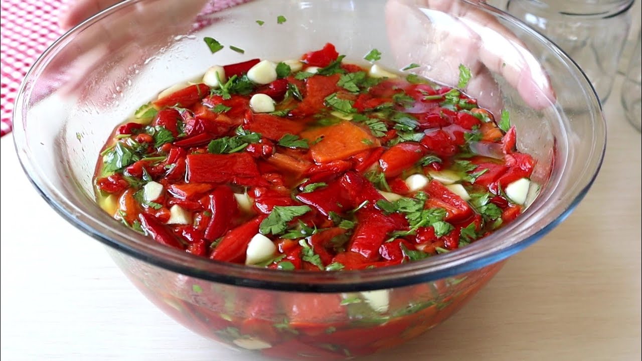 O Kadar Lezzetli Oluyor Ki Yağlı Kapya Biber Turşusu