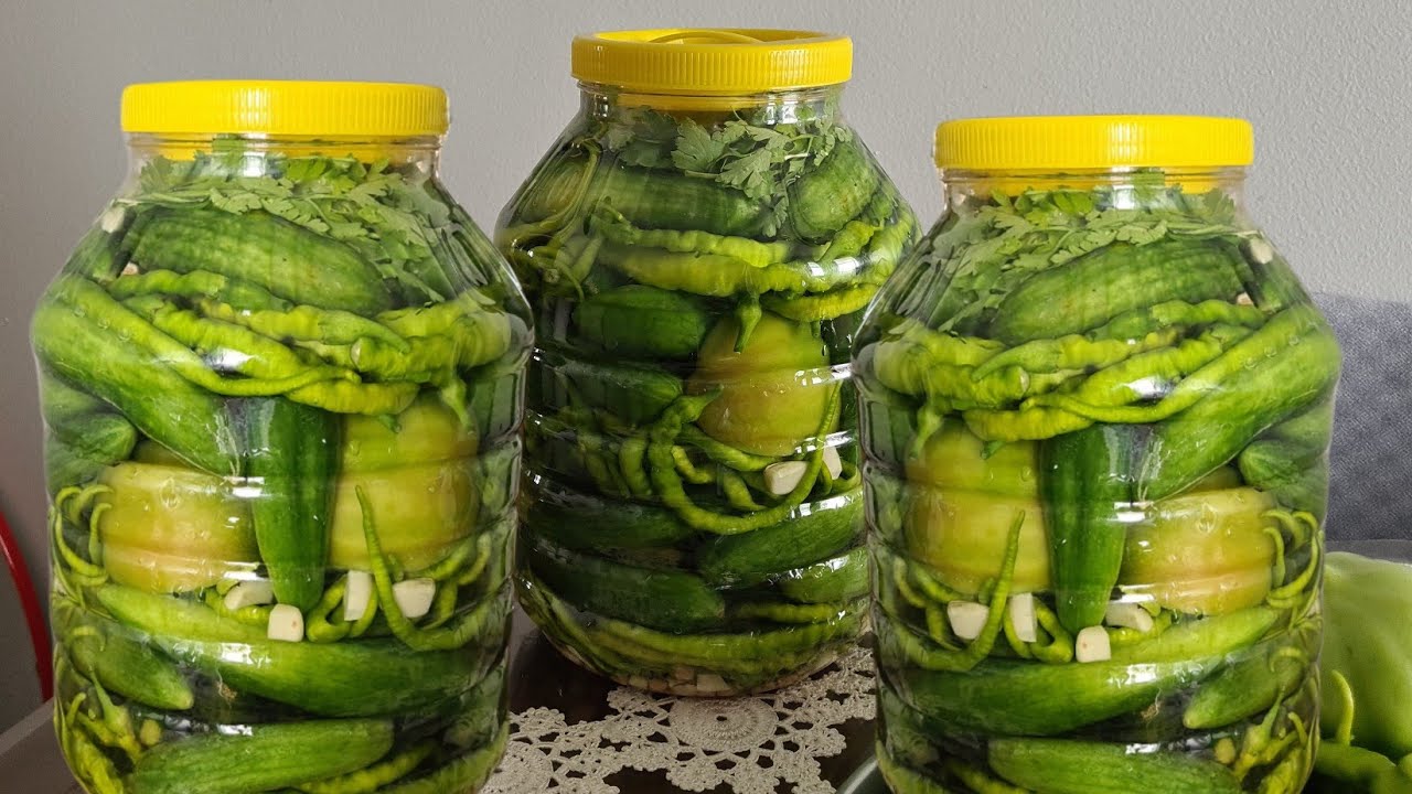 Suyu Bulanmayan Az Tuzlu Suyu İçilebilir 40 Senelik Turşu Tarifi