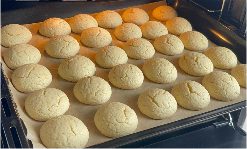 Katı Yağsız Sıvı Yağlı Az Malzemeli Kurabiye