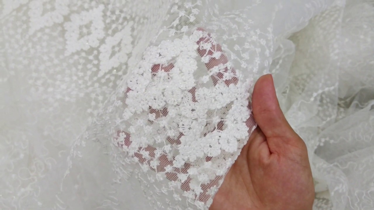 Karbeyazı Tüller İçin Deneyin Farkı Görün