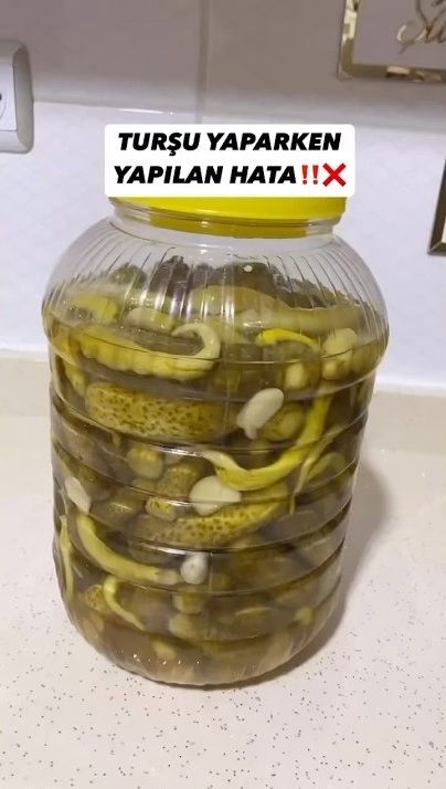 Turşu Suyunuz Bulanıyorsa Bunu Mutlaka Deneyin