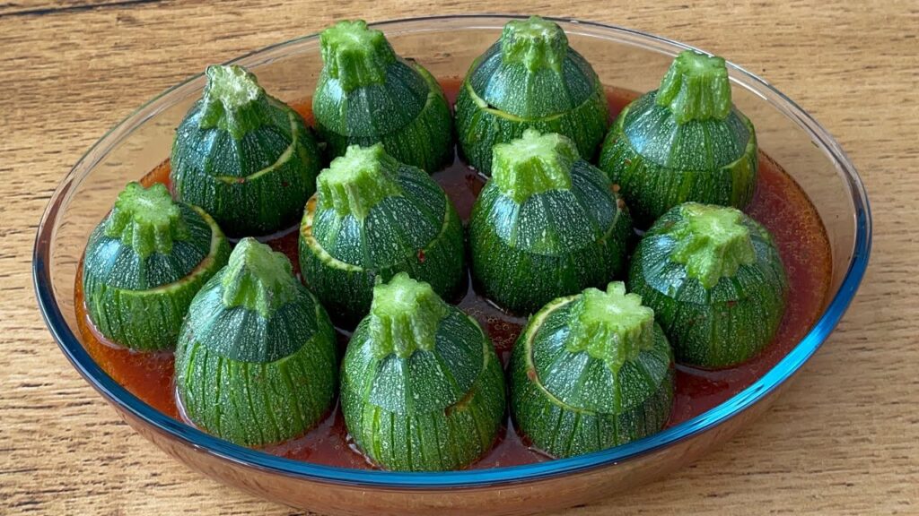 Girit Kabağından Etli Ekşili Kabak Dolması