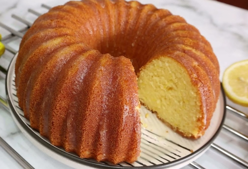 Pamuk Gibi Kabaran Limonlu Kek Tarifi