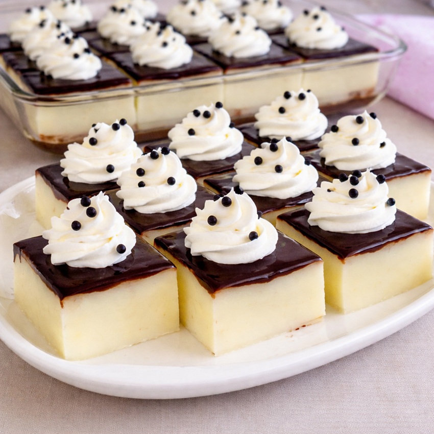 Borcamda Çikolata Soslu Sütlü Tatlı Tarifi