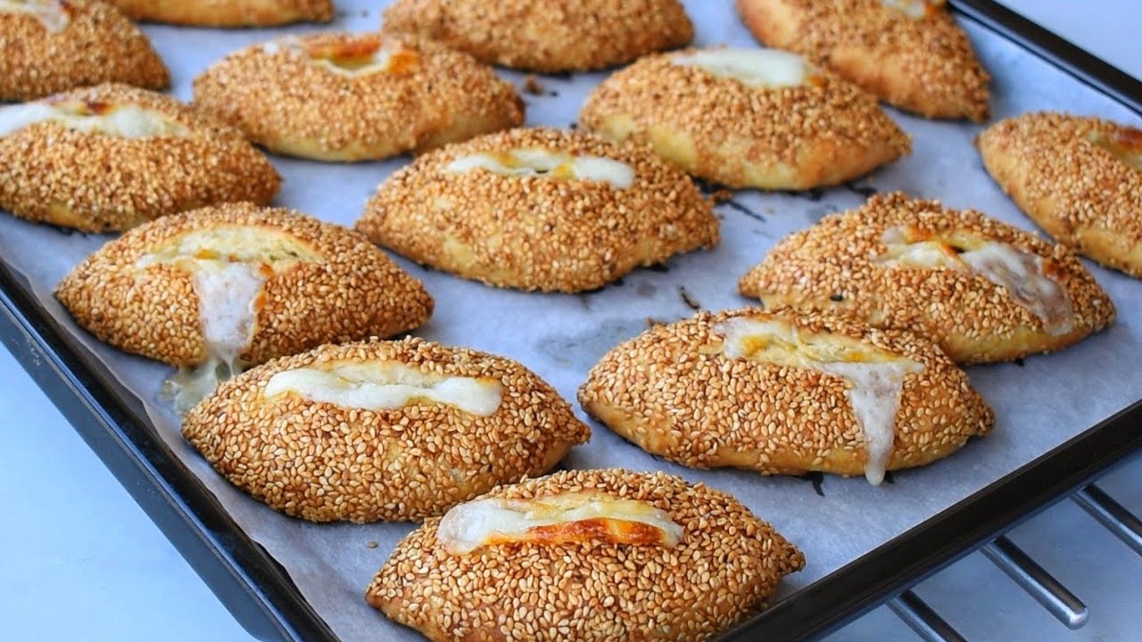 Pekmezli Susamlı Kaşarlı Poğaça Tarifi