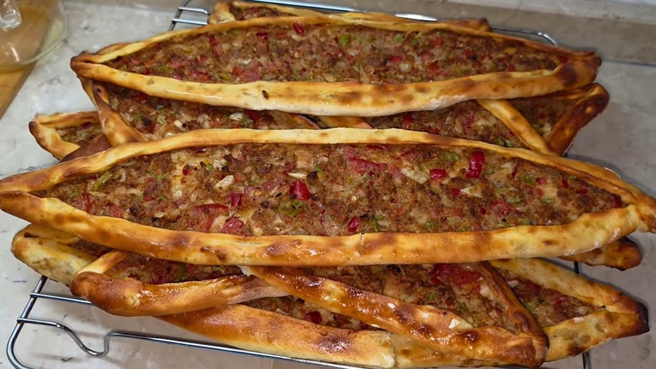 Ustasından Evde Gerçek Kıymalı Pide Tarifi